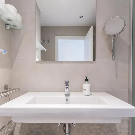 Canteras Beachway Apartmán *